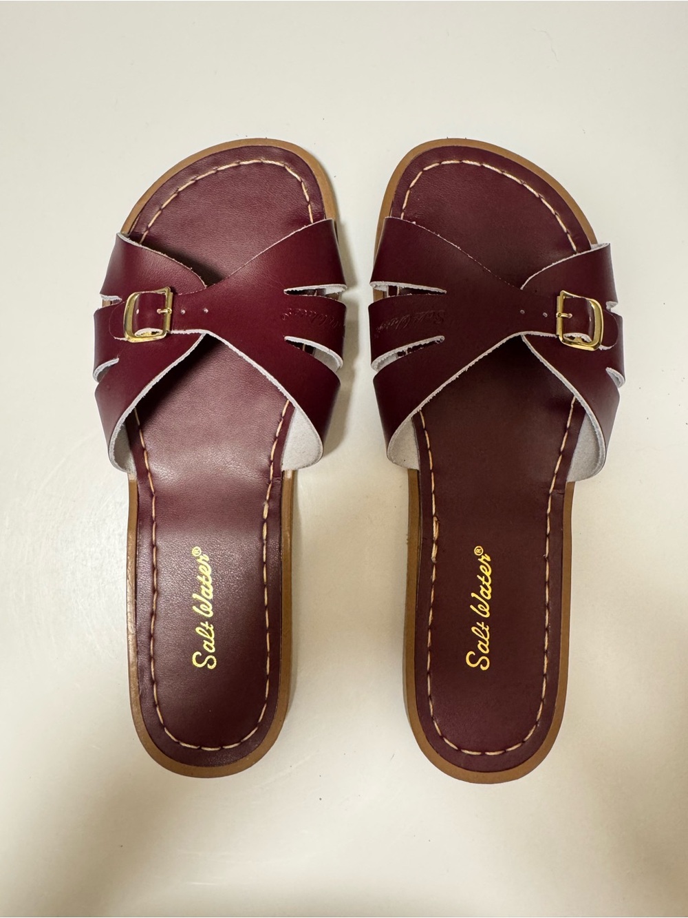 saltwater LUXE Women's Leather Slide Sandals - Burgundy size 10